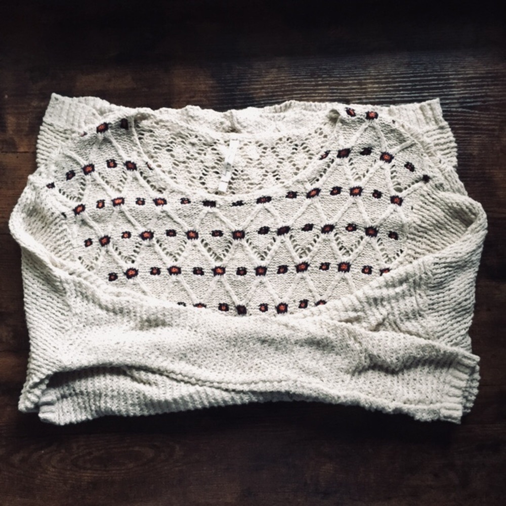 !!FREE WITH PURCHASE!! Willow and Clay sweater